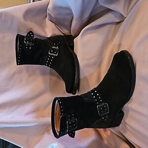 Frye Vicky Stud Engineer Boots - Size 7.5 - Black Soft Oiled Suede